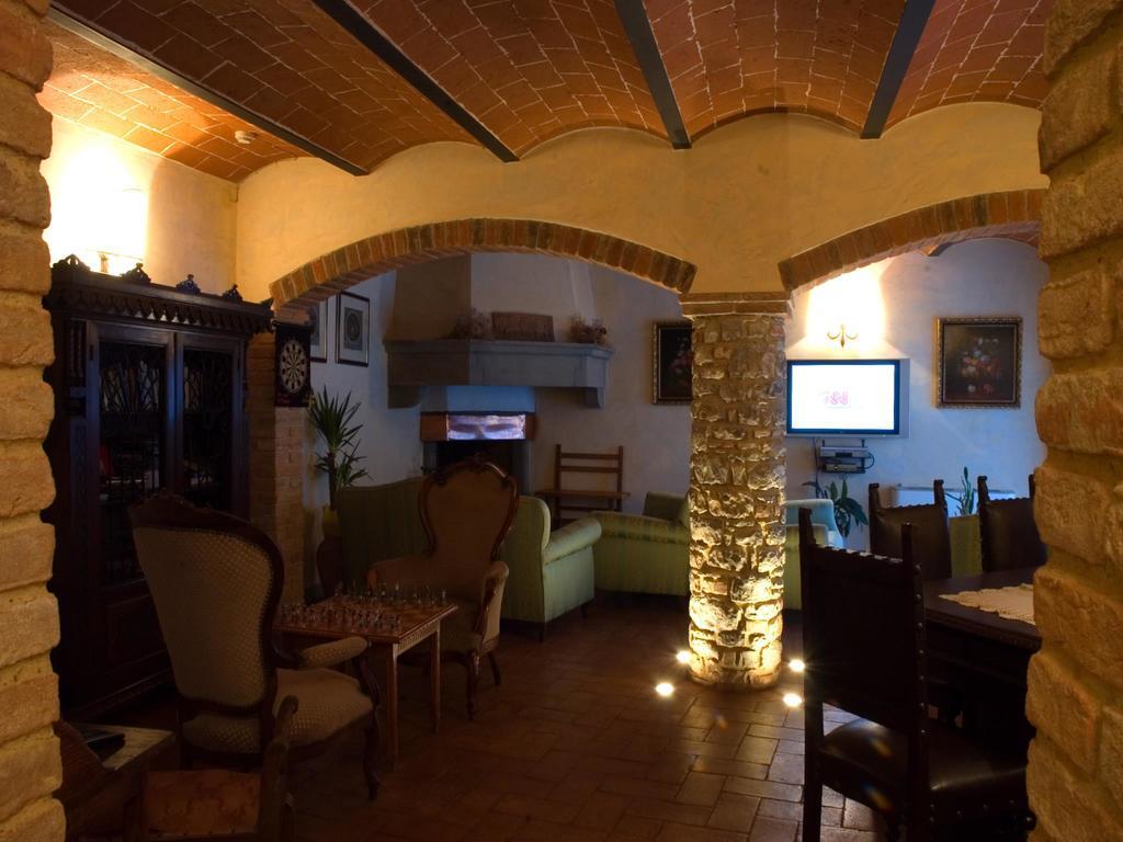 Hotel Le Pozze Di Lecchi Гайоле-ин-Кьянти Интерьер фото